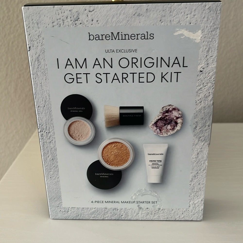 NWT  Fairly light 03 bareMinerals - I am an original Get Started Kit.